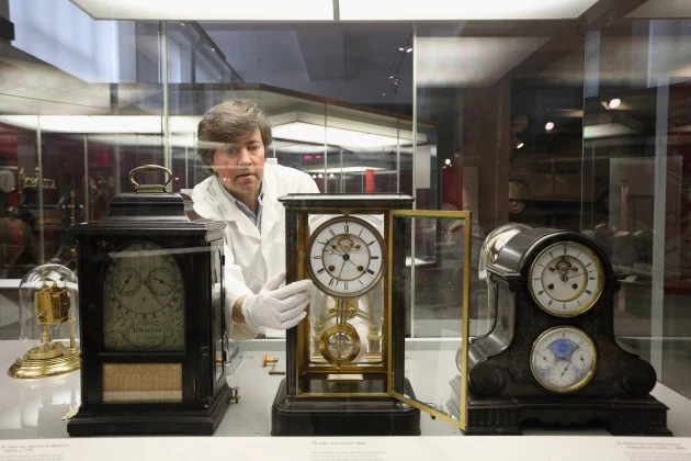 Clocks Clocks