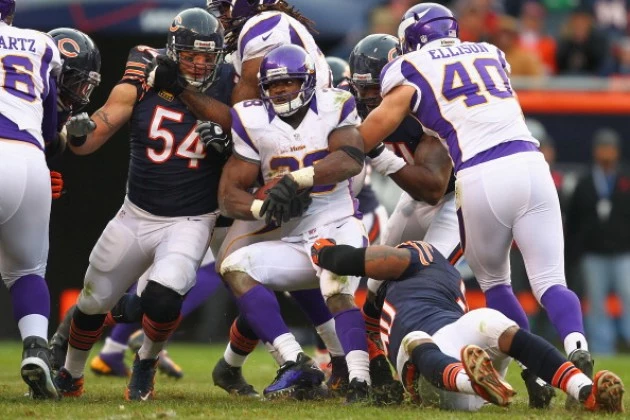 Brian Urlacher vs Vikings Brian Urlacher vs Vikings