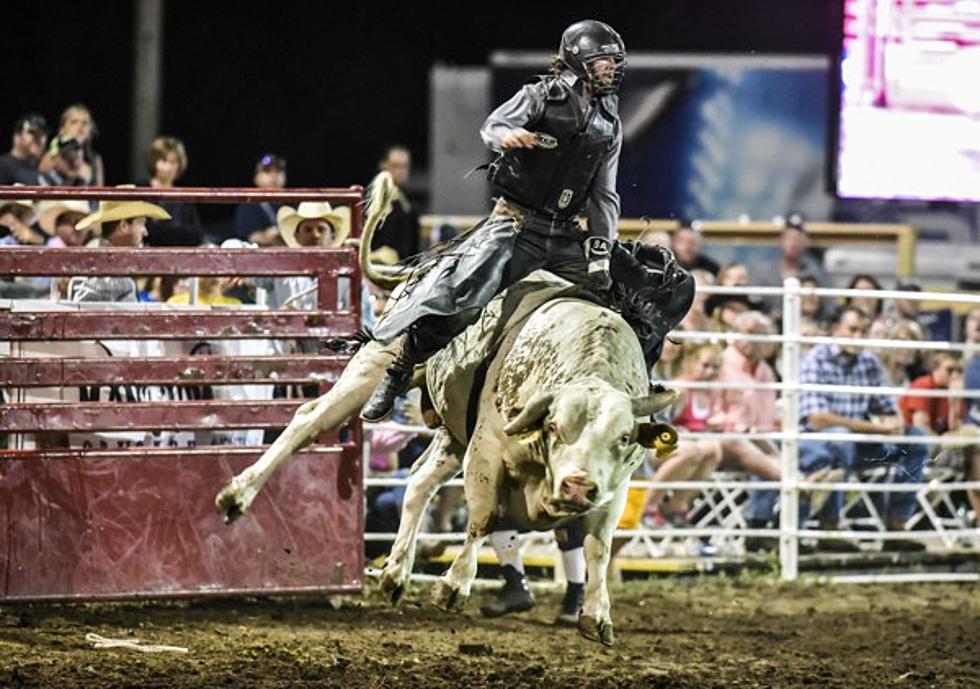 Extreme Roughstock Rodeo Action Returns to Sioux Falls